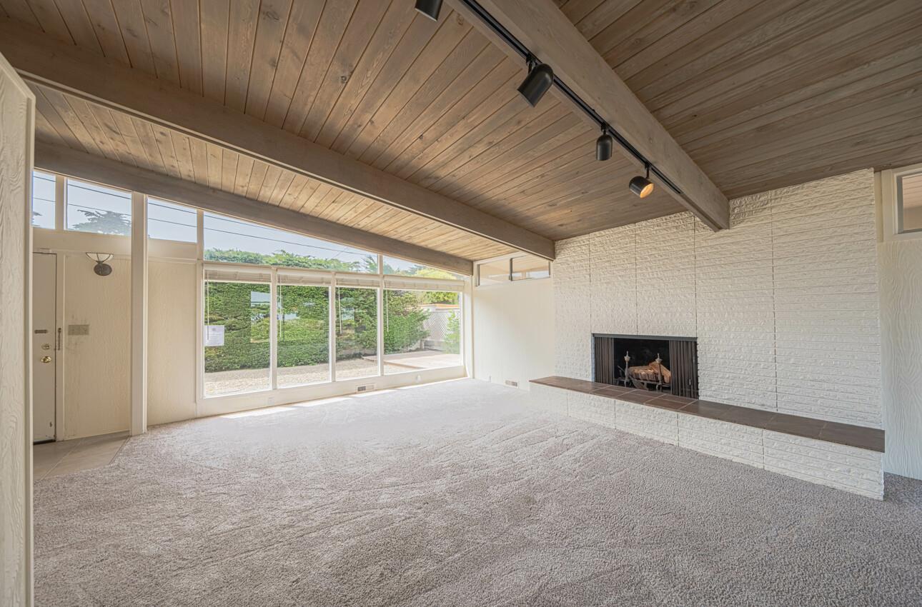 Detail Gallery Image 8 of 31 For 1051 Marcheta Ln, Pebble Beach,  CA 93953 - 3 Beds | 3 Baths