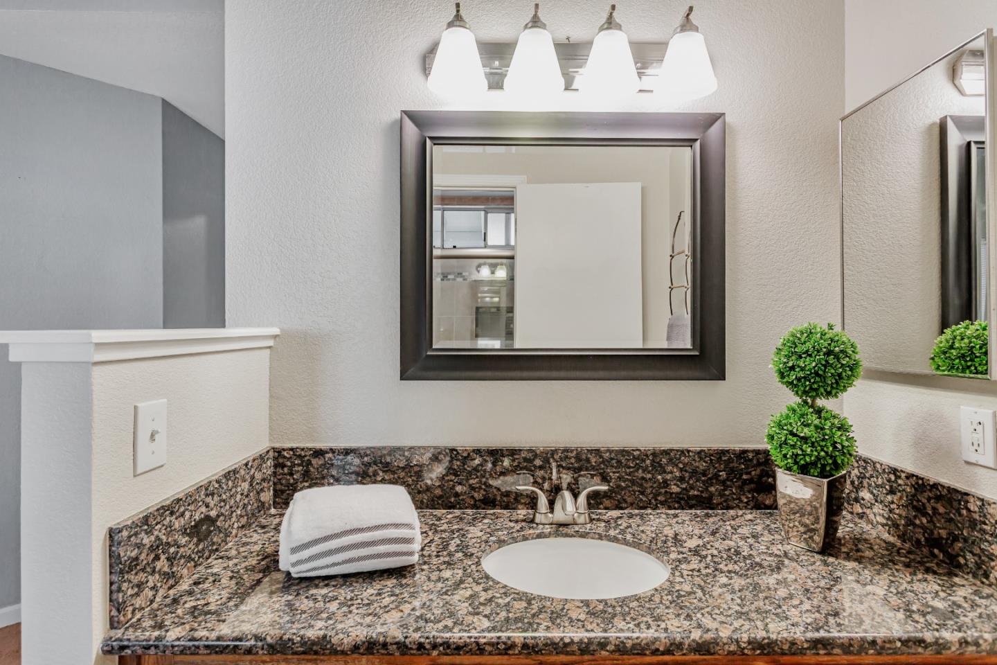 Detail Gallery Image 15 of 24 For 1033 Peppertree Dr, Fairfield,  CA 94533 - 3 Beds | 2 Baths