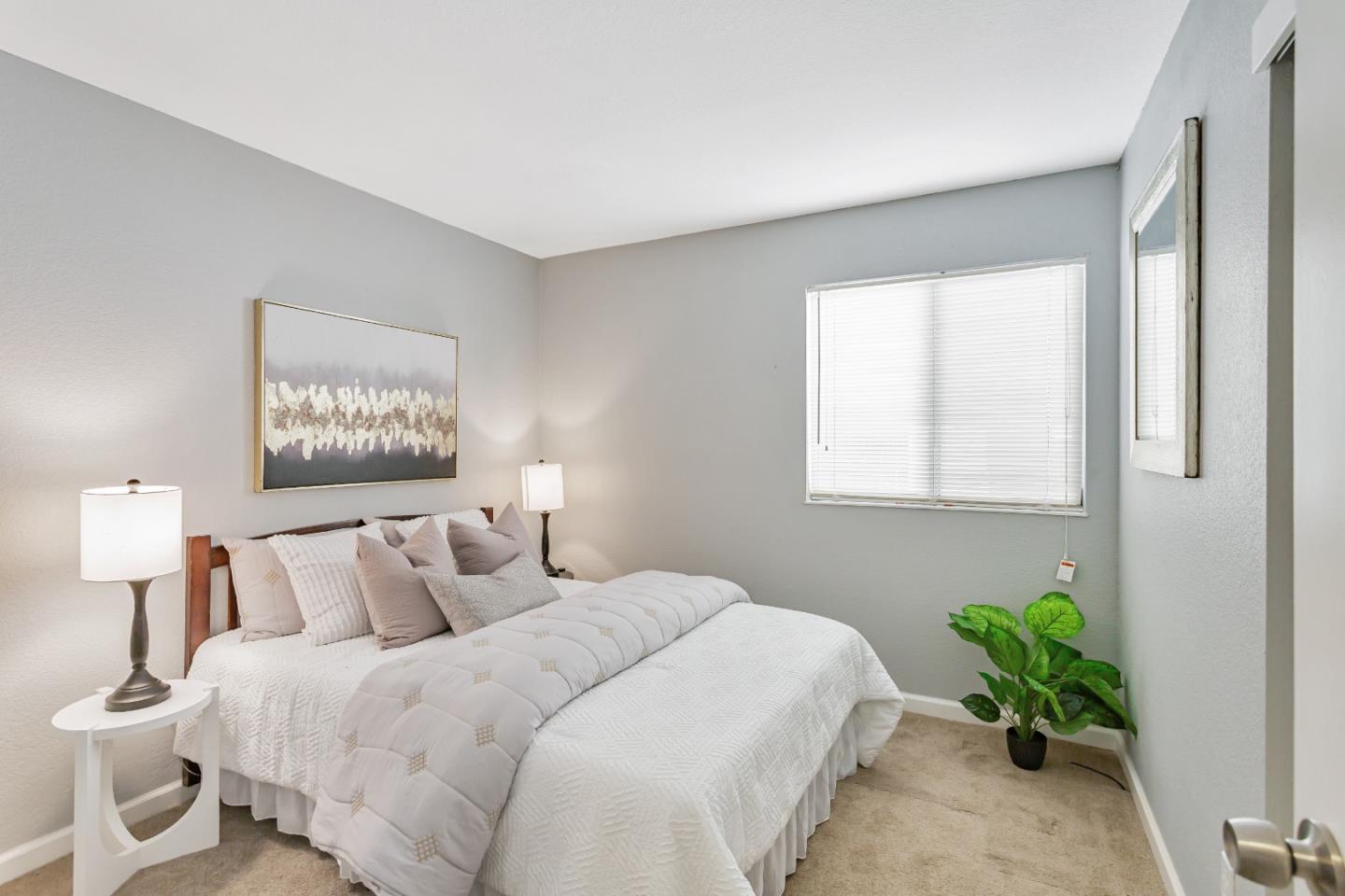 Detail Gallery Image 18 of 24 For 1033 Peppertree Dr, Fairfield,  CA 94533 - 3 Beds | 2 Baths