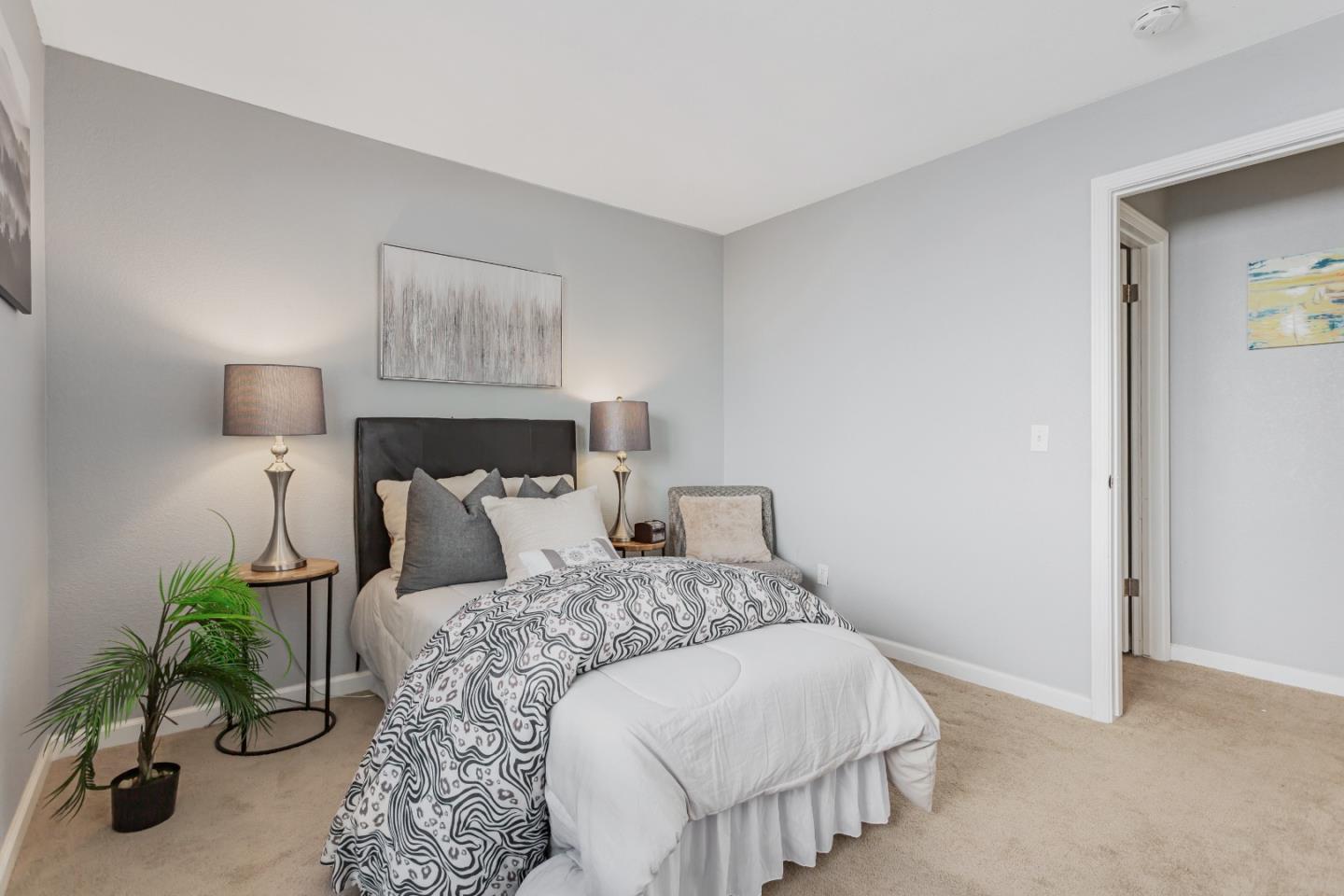 Detail Gallery Image 19 of 24 For 1033 Peppertree Dr, Fairfield,  CA 94533 - 3 Beds | 2 Baths