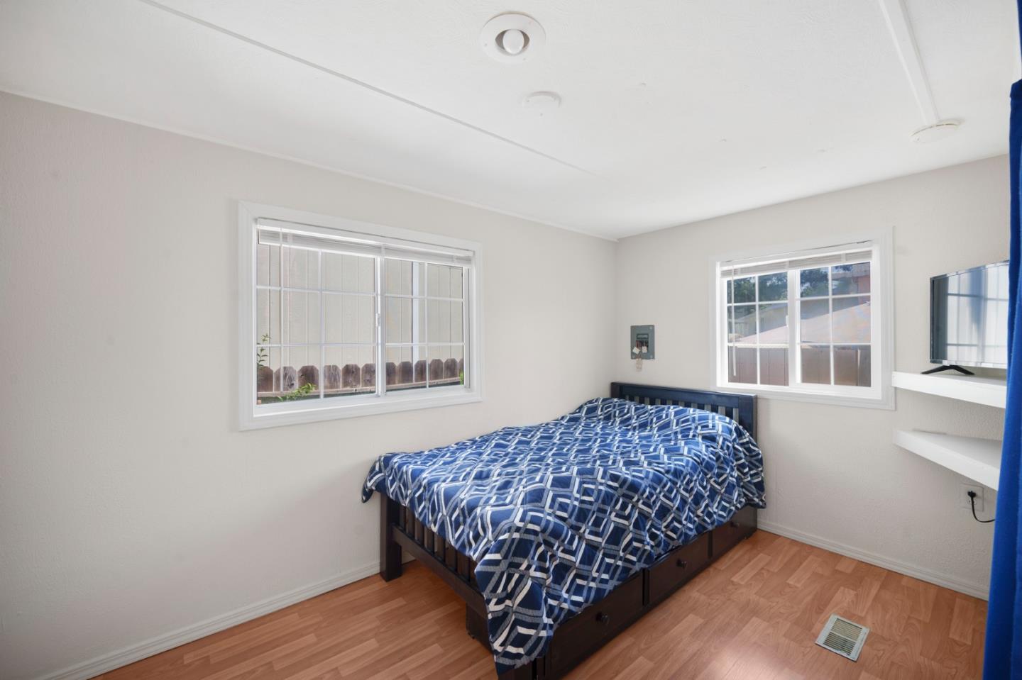 Detail Gallery Image 11 of 26 For 2580 Senter Rd #495,  San Jose,  CA 95111 - 3 Beds | 2 Baths