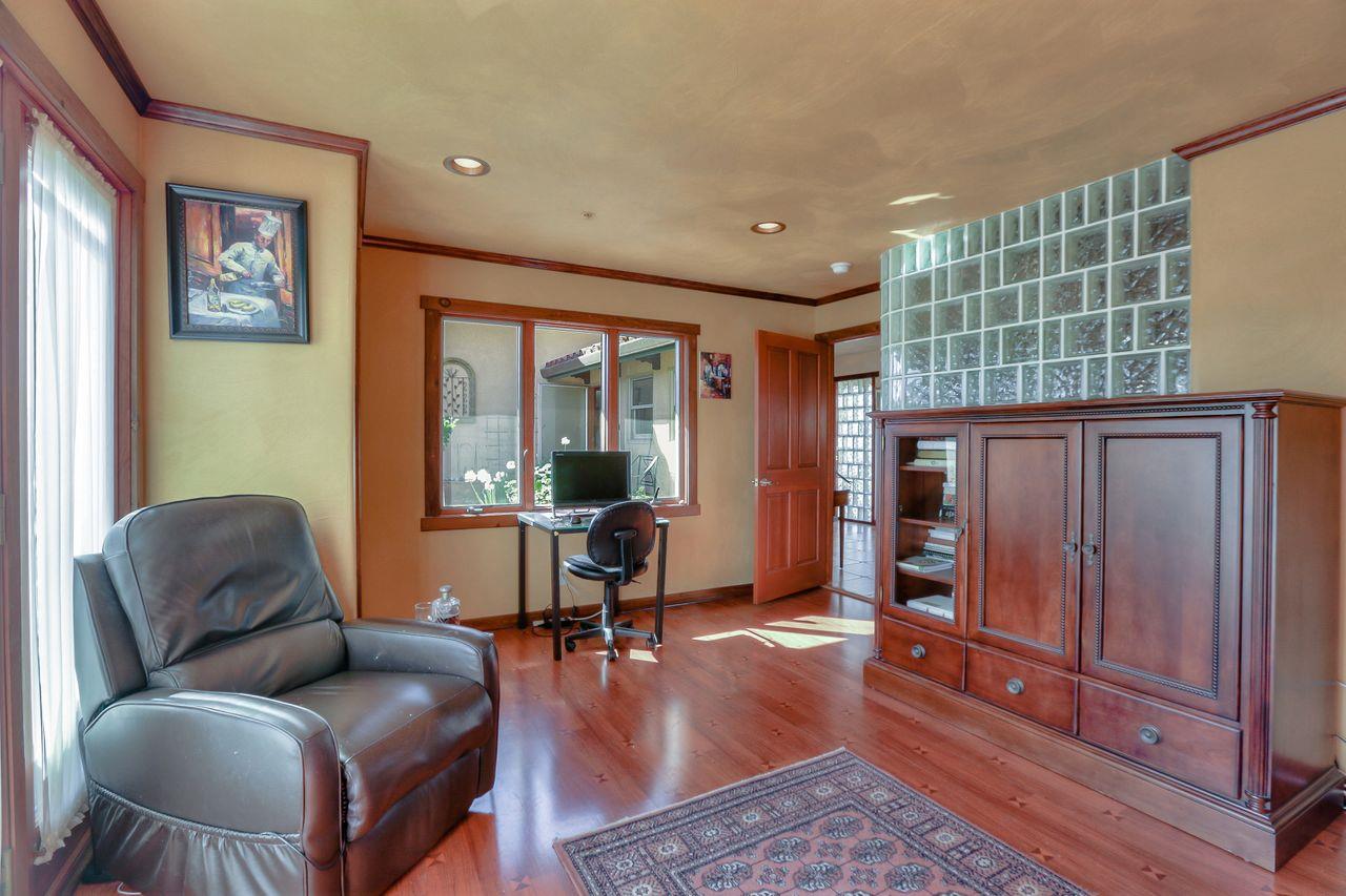 Detail Gallery Image 13 of 21 For 725 Correas St, Half Moon Bay,  CA 94019 - 3 Beds | 2/1 Baths