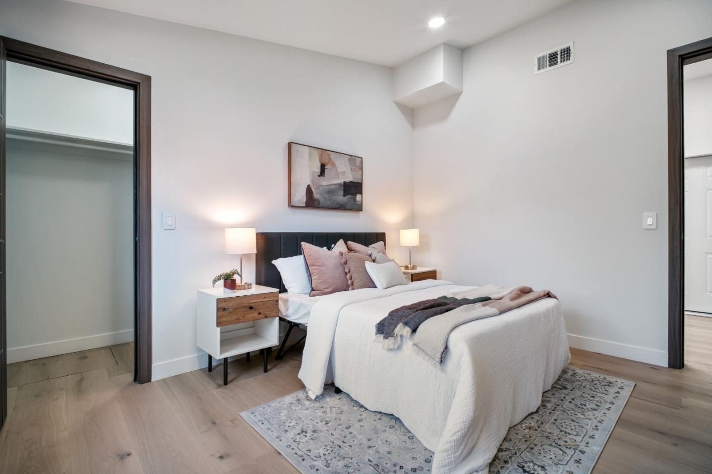 Detail Gallery Image 18 of 84 For 239 Eureka Ct, Sunnyvale,  CA 94085 - 4 Beds | 3/1 Baths