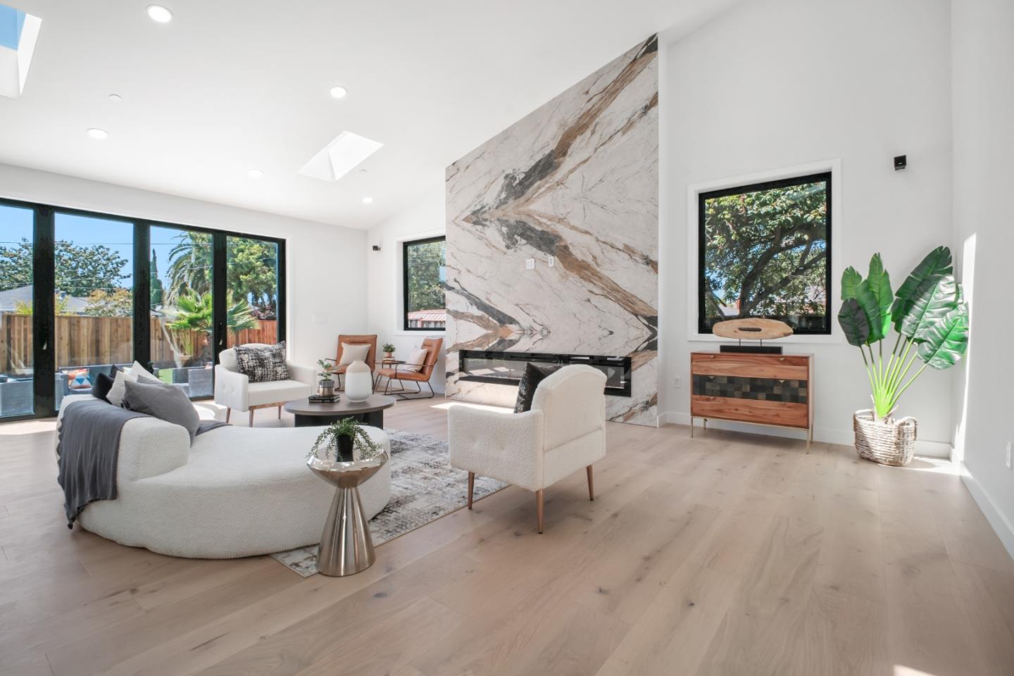 Detail Gallery Image 35 of 84 For 239 Eureka Ct, Sunnyvale,  CA 94085 - 4 Beds | 3/1 Baths