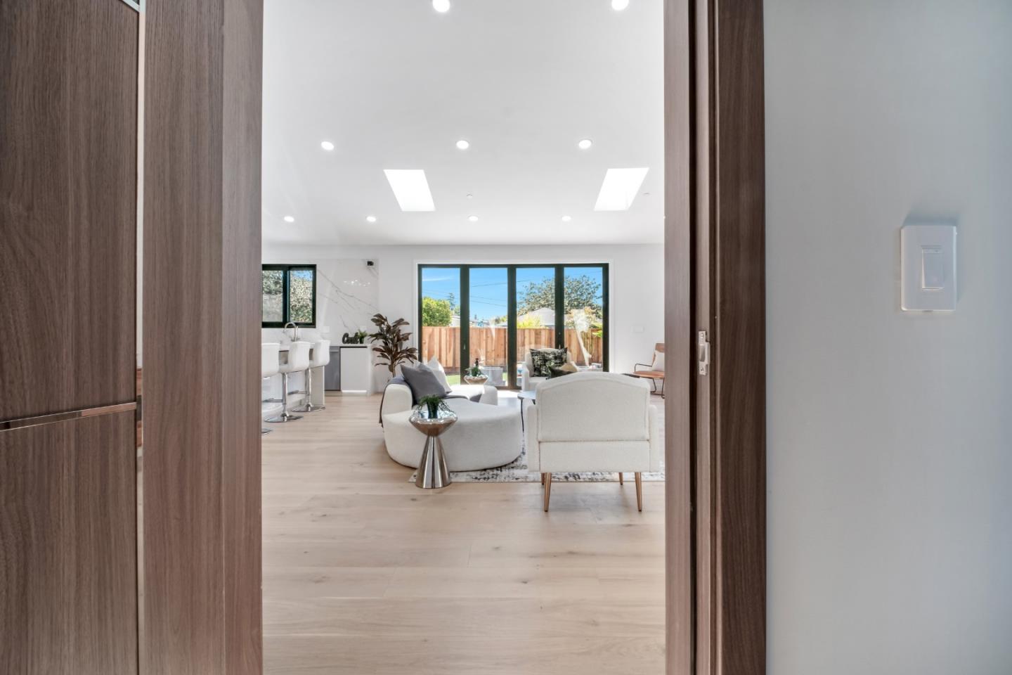 Detail Gallery Image 54 of 84 For 239 Eureka Ct, Sunnyvale,  CA 94085 - 4 Beds | 3/1 Baths