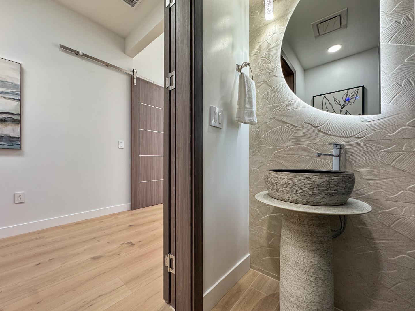 Detail Gallery Image 57 of 84 For 239 Eureka Ct, Sunnyvale,  CA 94085 - 4 Beds | 3/1 Baths
