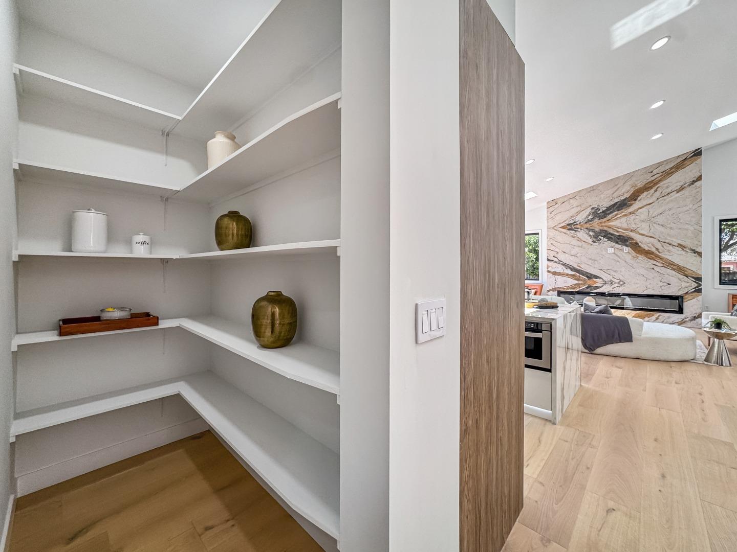 Detail Gallery Image 58 of 84 For 239 Eureka Ct, Sunnyvale,  CA 94085 - 4 Beds | 3/1 Baths