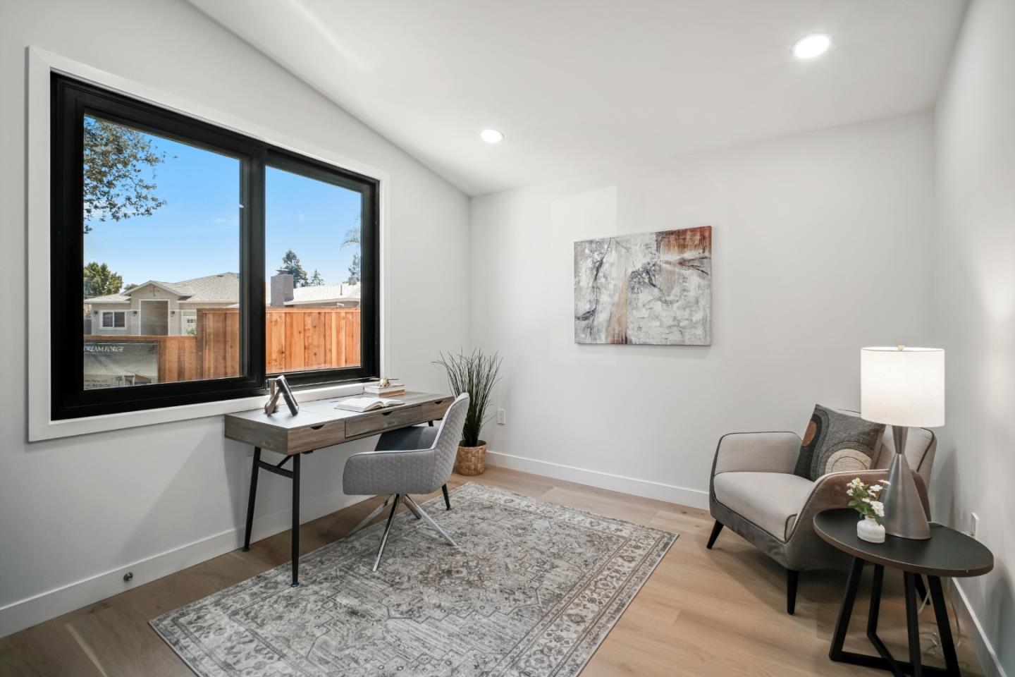 Detail Gallery Image 8 of 84 For 239 Eureka Ct, Sunnyvale,  CA 94085 - 4 Beds | 3/1 Baths