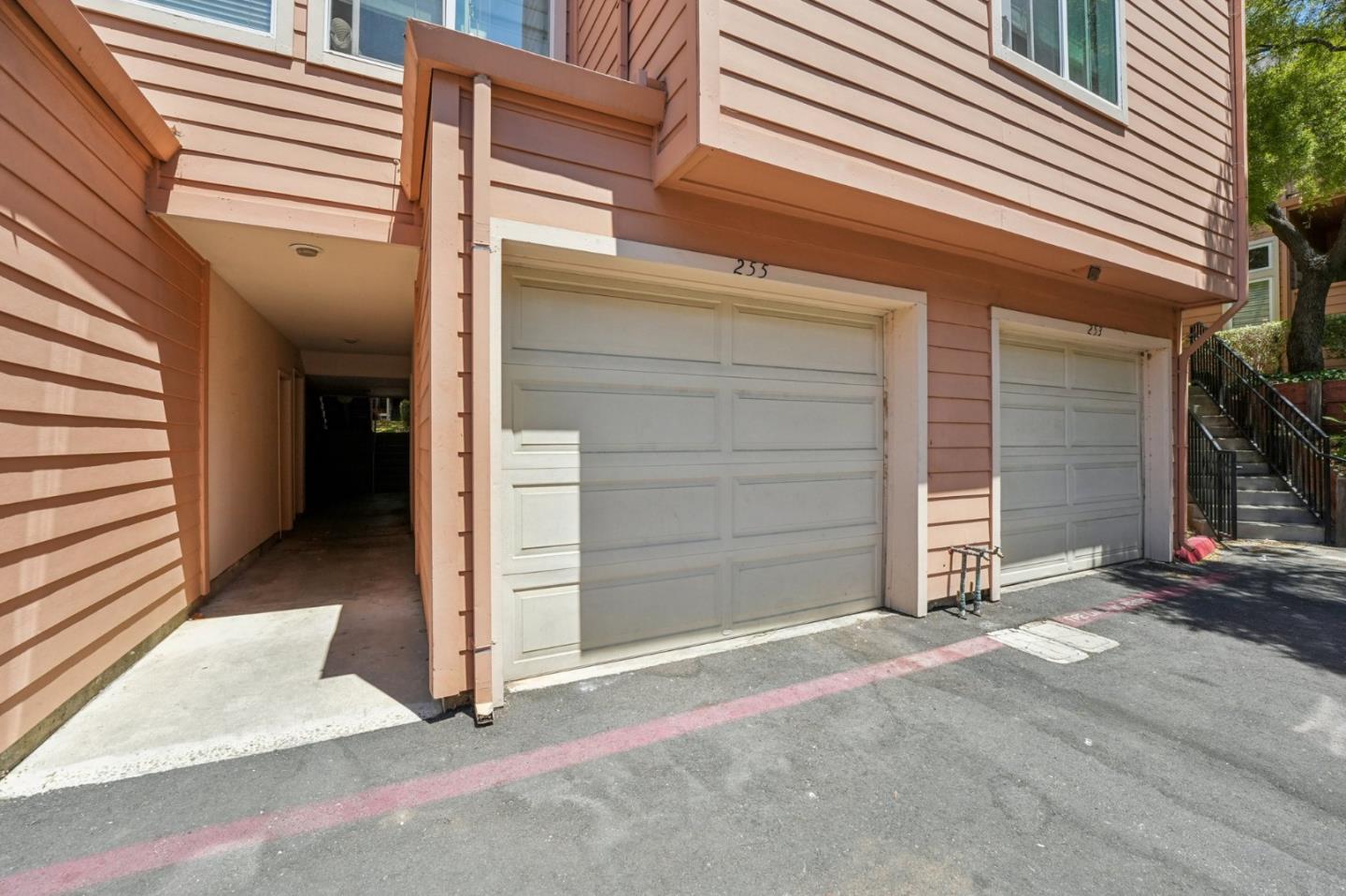 Detail Gallery Image 3 of 35 For 255 Sumba Ct, San Jose,  CA 95123 - 3 Beds | 2 Baths