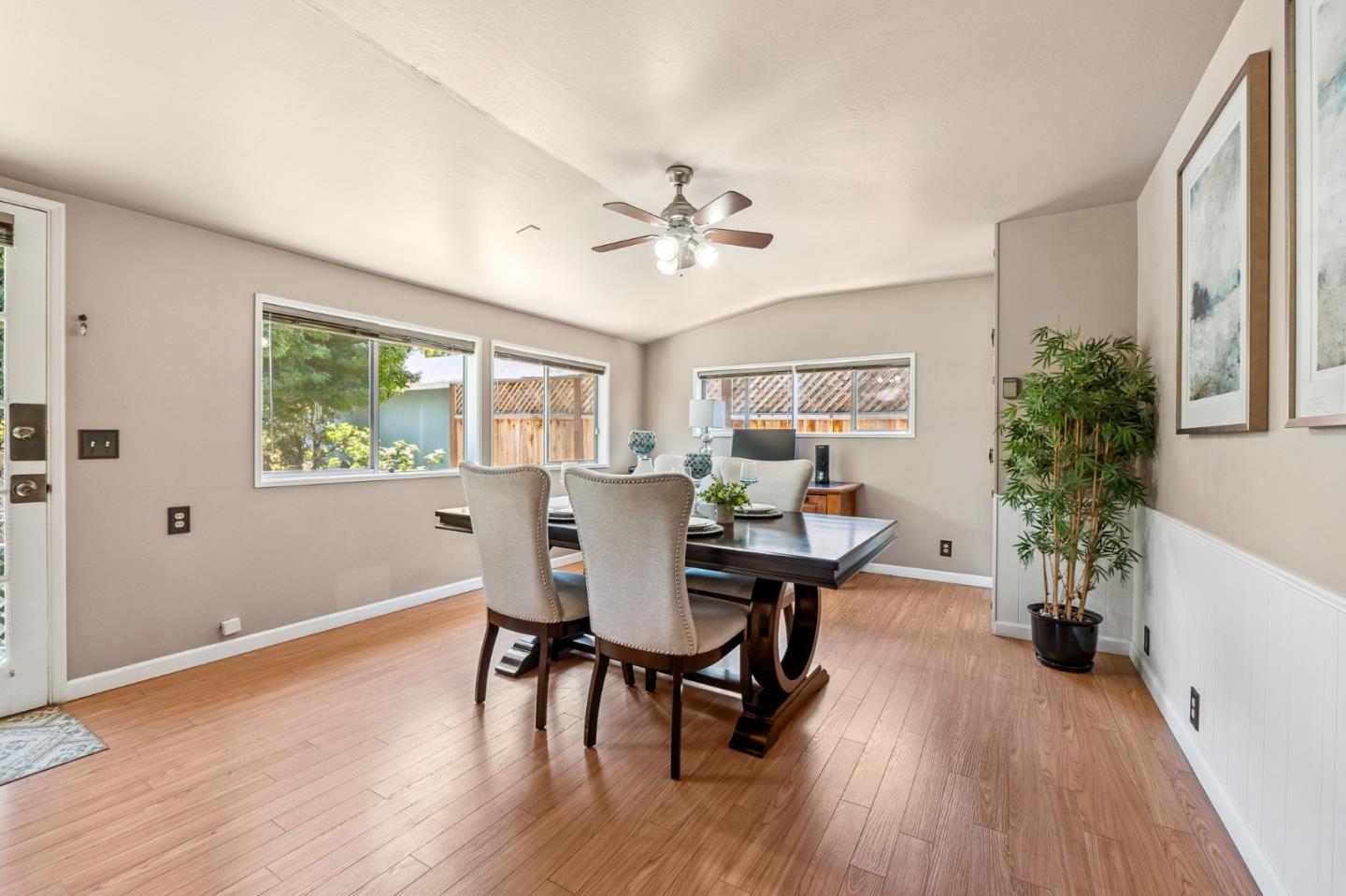 Detail Gallery Image 12 of 31 For 2362 Peachtree Ln, San Jose,  CA 95128 - 2 Beds | 1 Baths