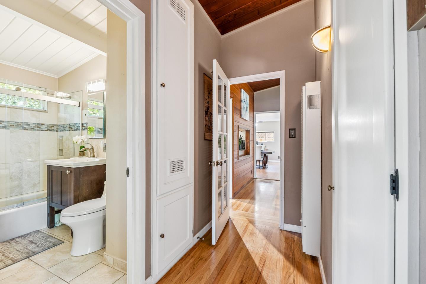 Detail Gallery Image 14 of 31 For 2362 Peachtree Ln, San Jose,  CA 95128 - 2 Beds | 1 Baths