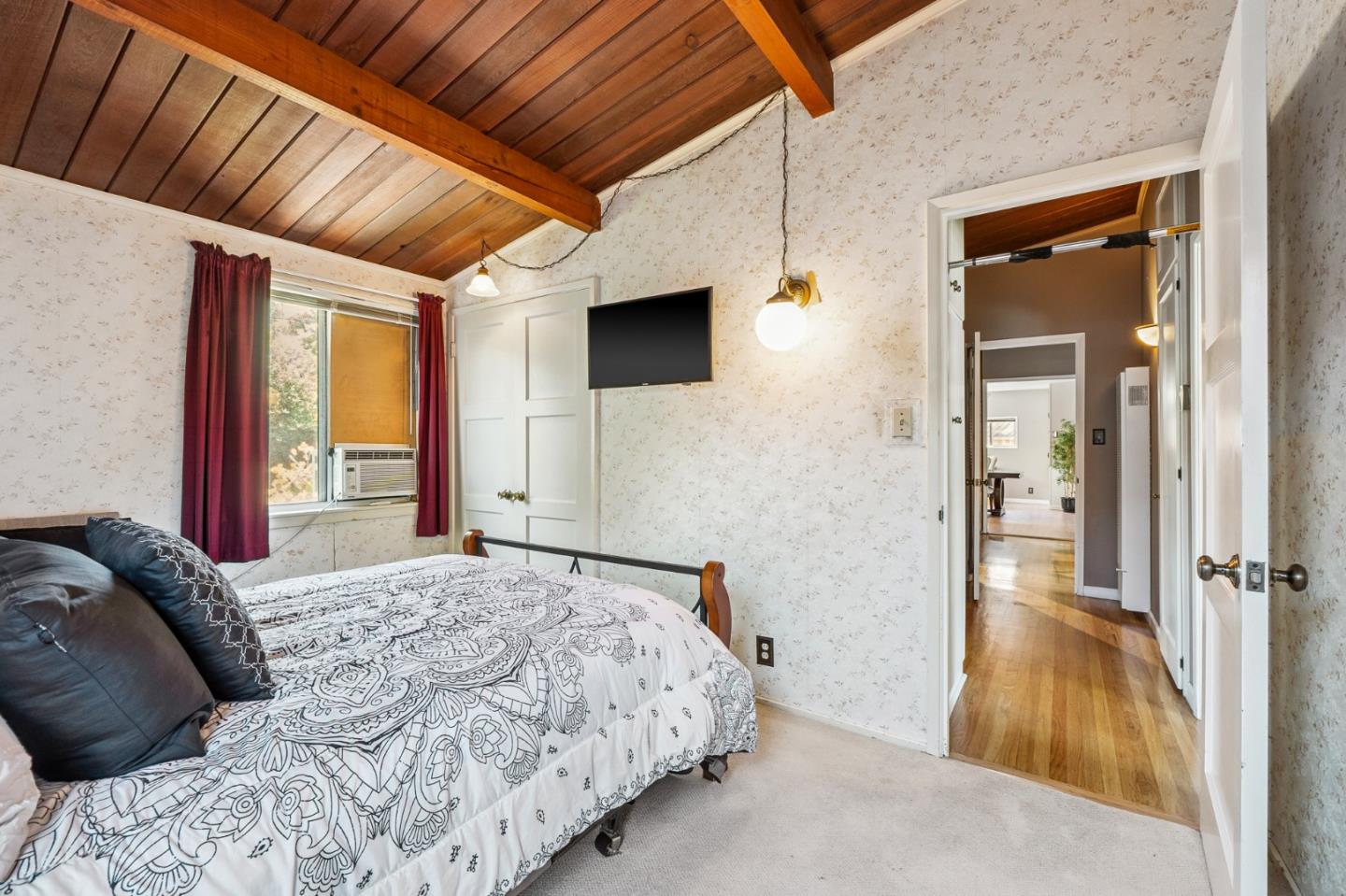 Detail Gallery Image 17 of 31 For 2362 Peachtree Ln, San Jose,  CA 95128 - 2 Beds | 1 Baths