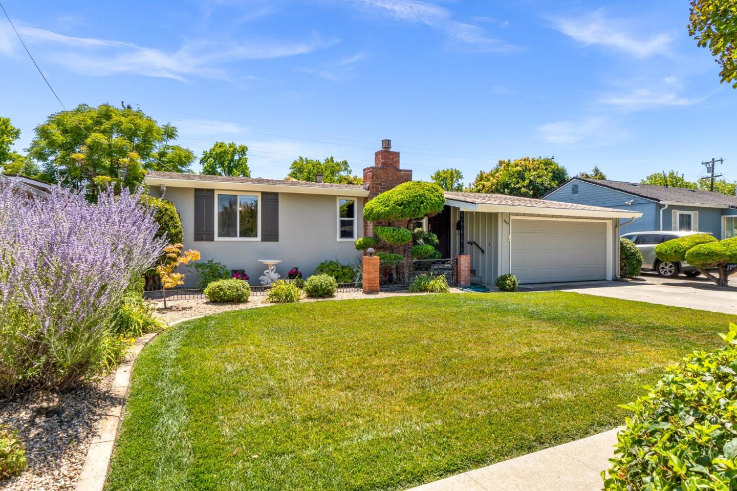 Detail Gallery Image 2 of 31 For 2362 Peachtree Ln, San Jose,  CA 95128 - 2 Beds | 1 Baths