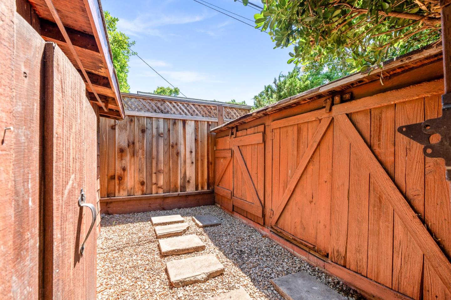Detail Gallery Image 26 of 31 For 2362 Peachtree Ln, San Jose,  CA 95128 - 2 Beds | 1 Baths