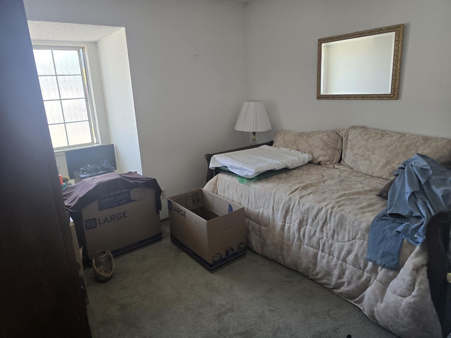 Detail Gallery Image 9 of 9 For 715 Knights Cir, Vallejo,  CA 94591 - 3 Beds | 2/1 Baths