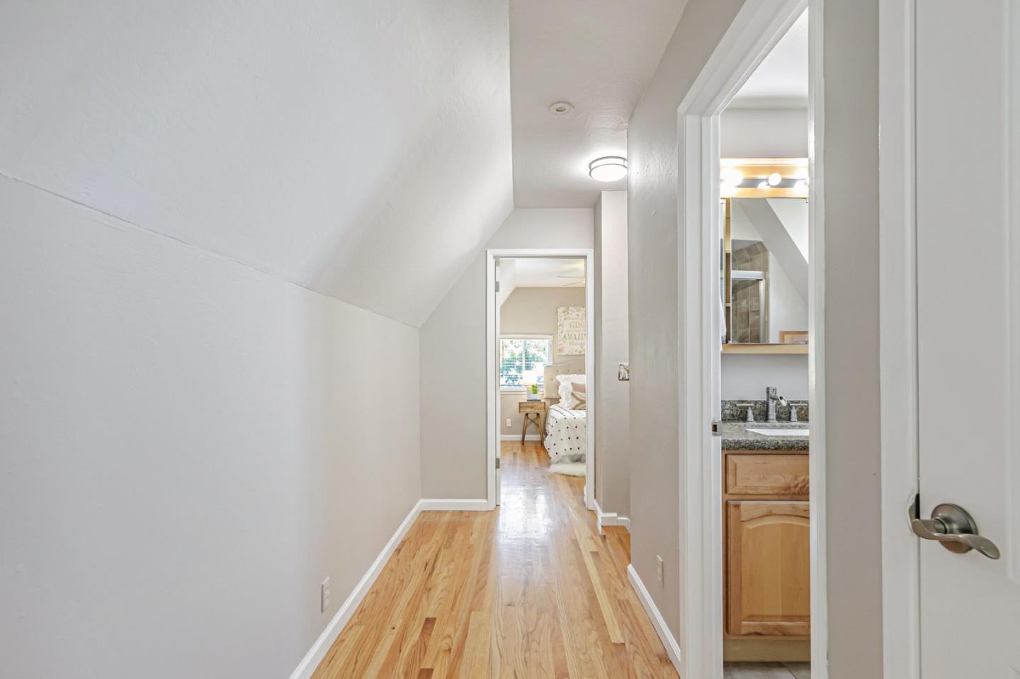 Detail Gallery Image 20 of 50 For 2538 Saint Lawrence Dr, San Jose,  CA 95124 - 4 Beds | 2 Baths