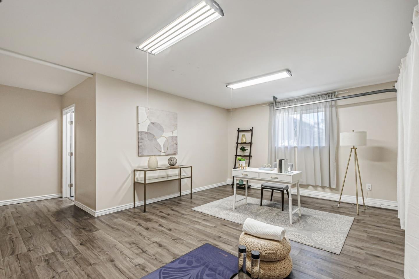 Detail Gallery Image 22 of 50 For 2538 Saint Lawrence Dr, San Jose,  CA 95124 - 4 Beds | 2 Baths