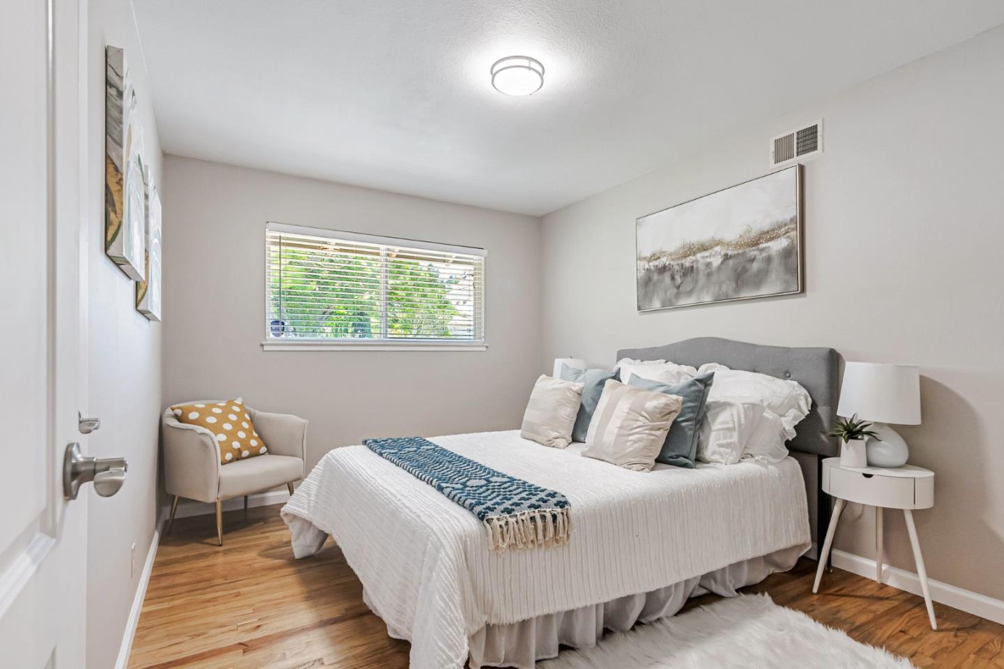 Detail Gallery Image 27 of 50 For 2538 Saint Lawrence Dr, San Jose,  CA 95124 - 4 Beds | 2 Baths