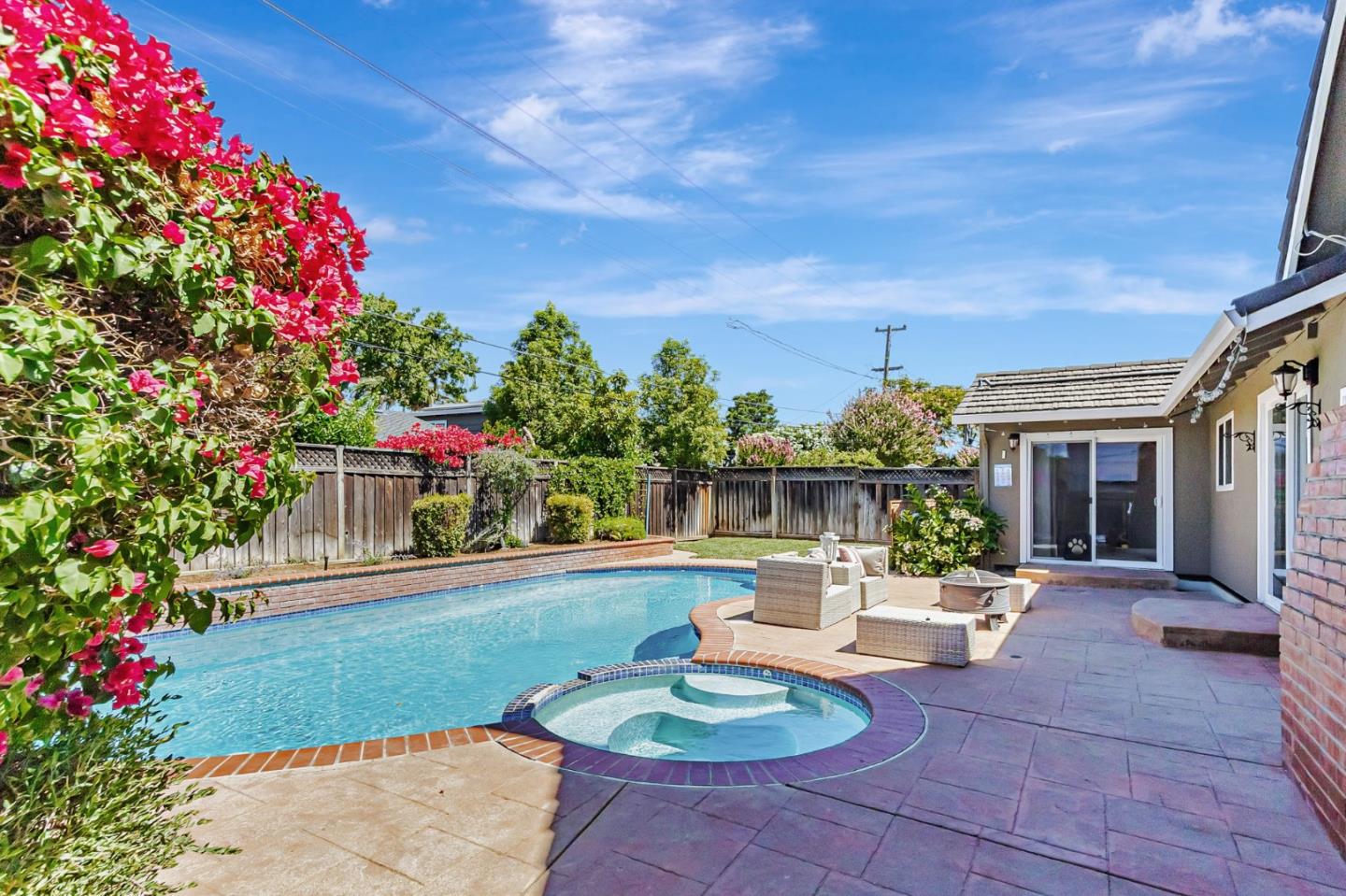 Detail Gallery Image 42 of 50 For 2538 Saint Lawrence Dr, San Jose,  CA 95124 - 4 Beds | 2 Baths