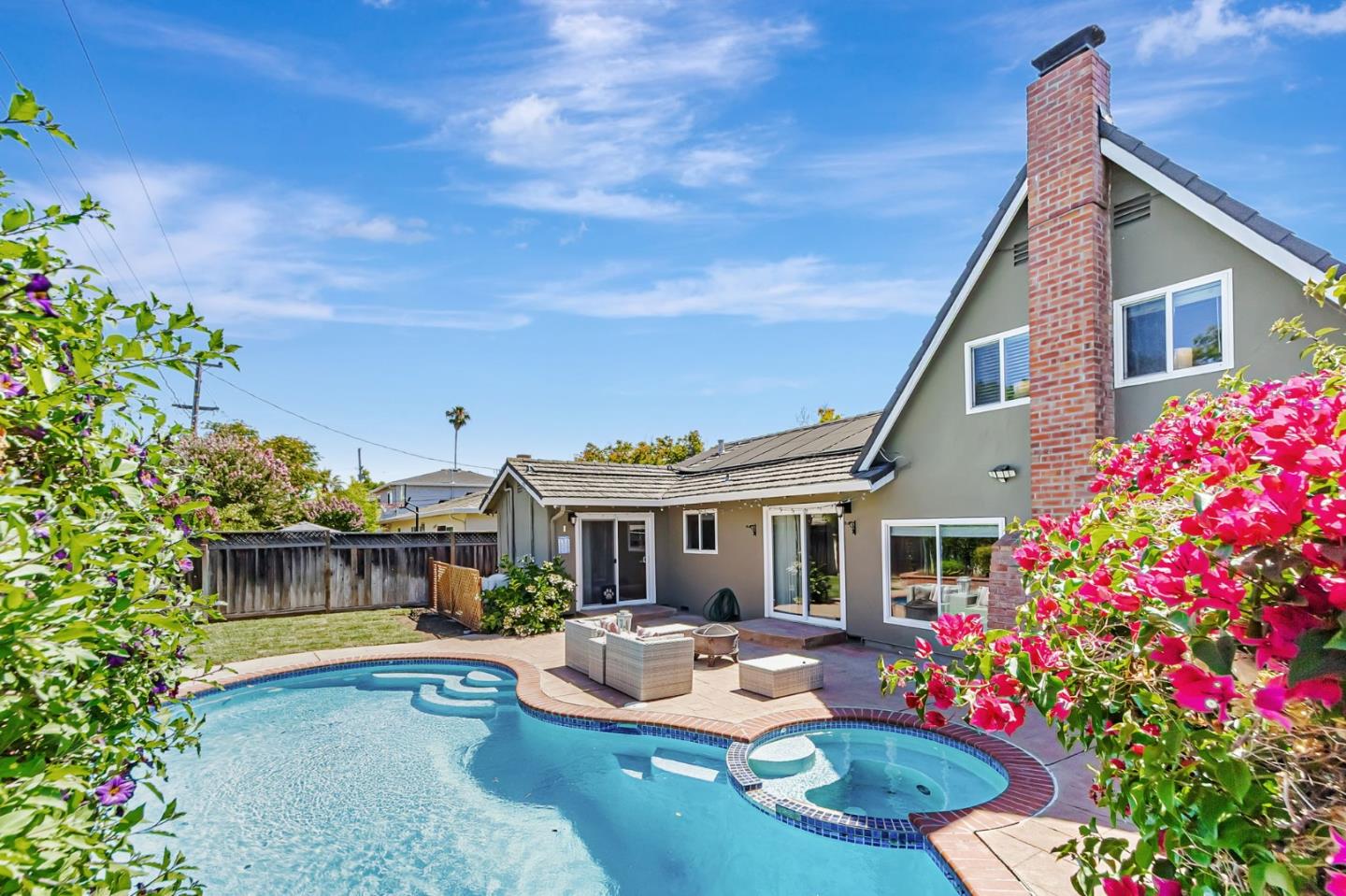 Detail Gallery Image 43 of 50 For 2538 Saint Lawrence Dr, San Jose,  CA 95124 - 4 Beds | 2 Baths