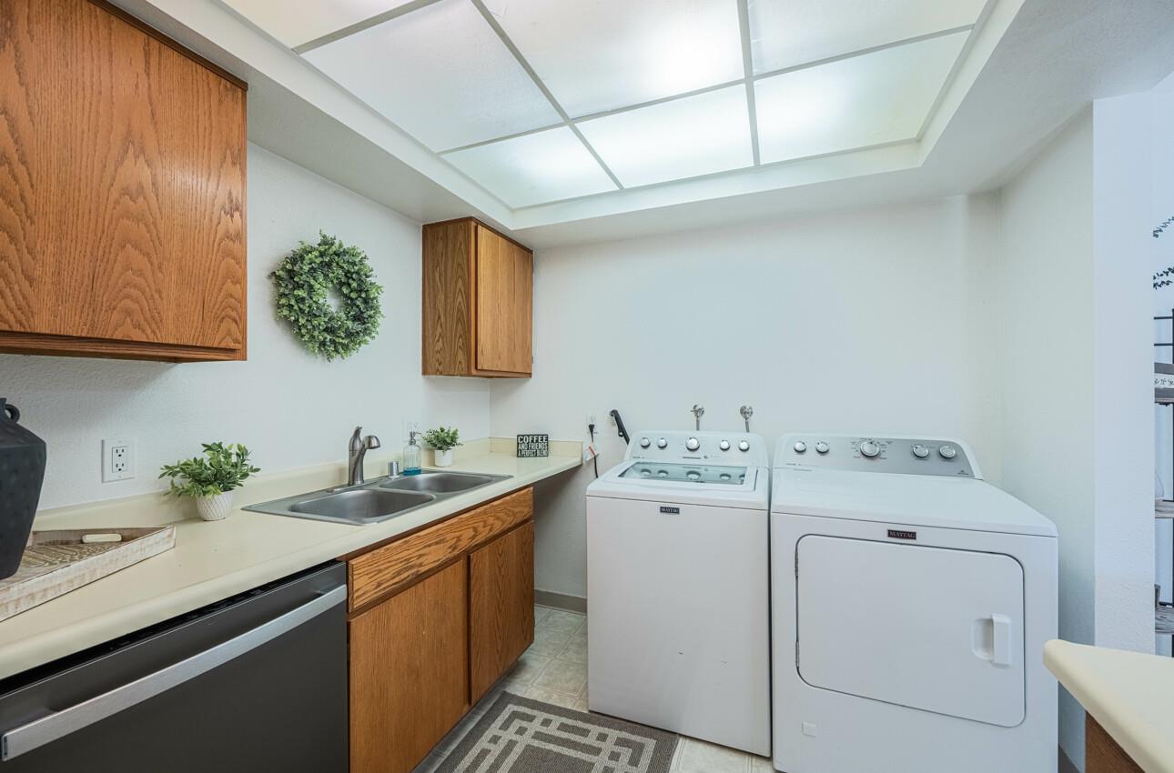 Detail Gallery Image 16 of 22 For 104 Rossi St #3,  Salinas,  CA 93901 - 1 Beds | 1/1 Baths