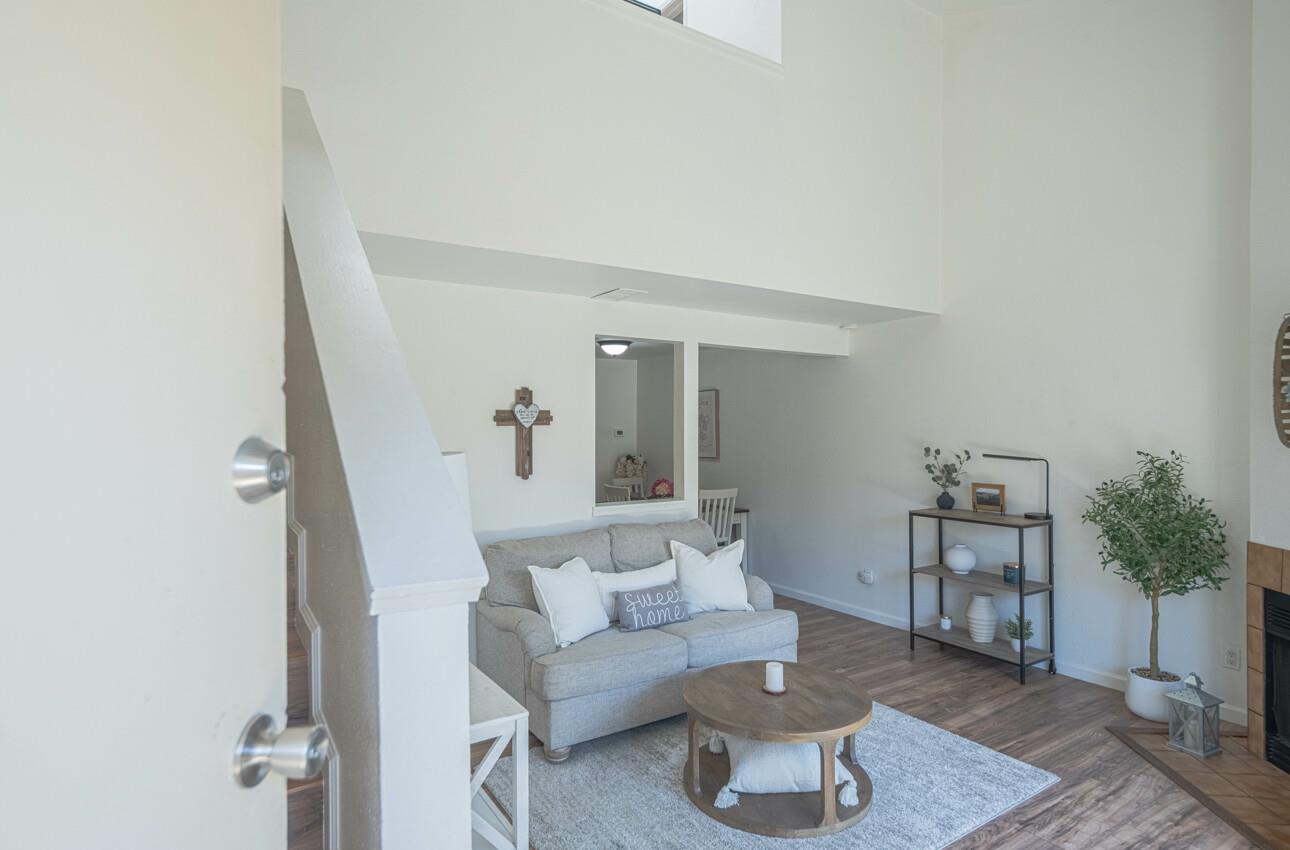 Detail Gallery Image 6 of 22 For 104 Rossi St #3,  Salinas,  CA 93901 - 1 Beds | 1/1 Baths