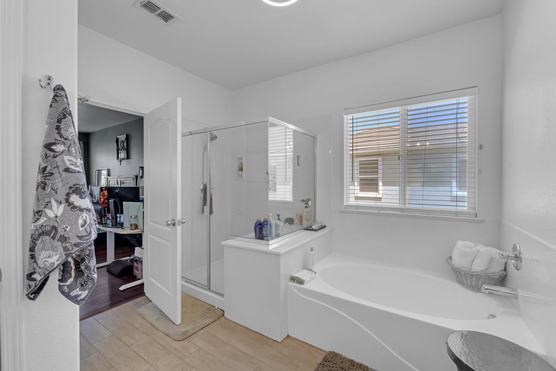 17753 Wheat Field Street, Lathrop, California 95330, 5 Bedrooms Bedrooms, ,2 BathroomsBathrooms,Residential,For Sale,17753 Wheat Field Street,ML82015080