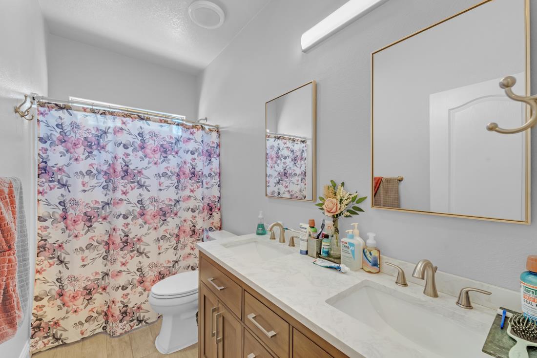 17753 Wheat Field Street, Lathrop, California 95330, 5 Bedrooms Bedrooms, ,2 BathroomsBathrooms,Residential,For Sale,17753 Wheat Field Street,ML82015080