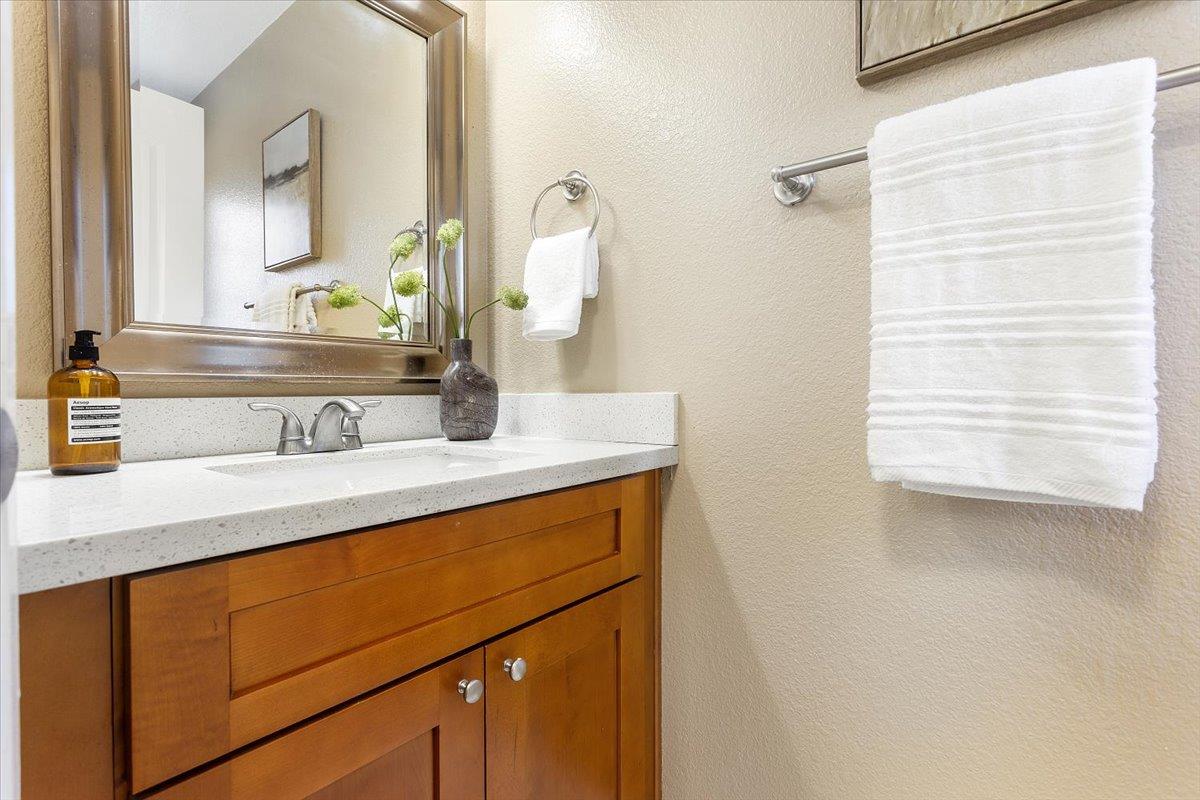 Detail Gallery Image 12 of 26 For 6893 Chantel Ct, San Jose,  CA 95129 - 2 Beds | 2/1 Baths