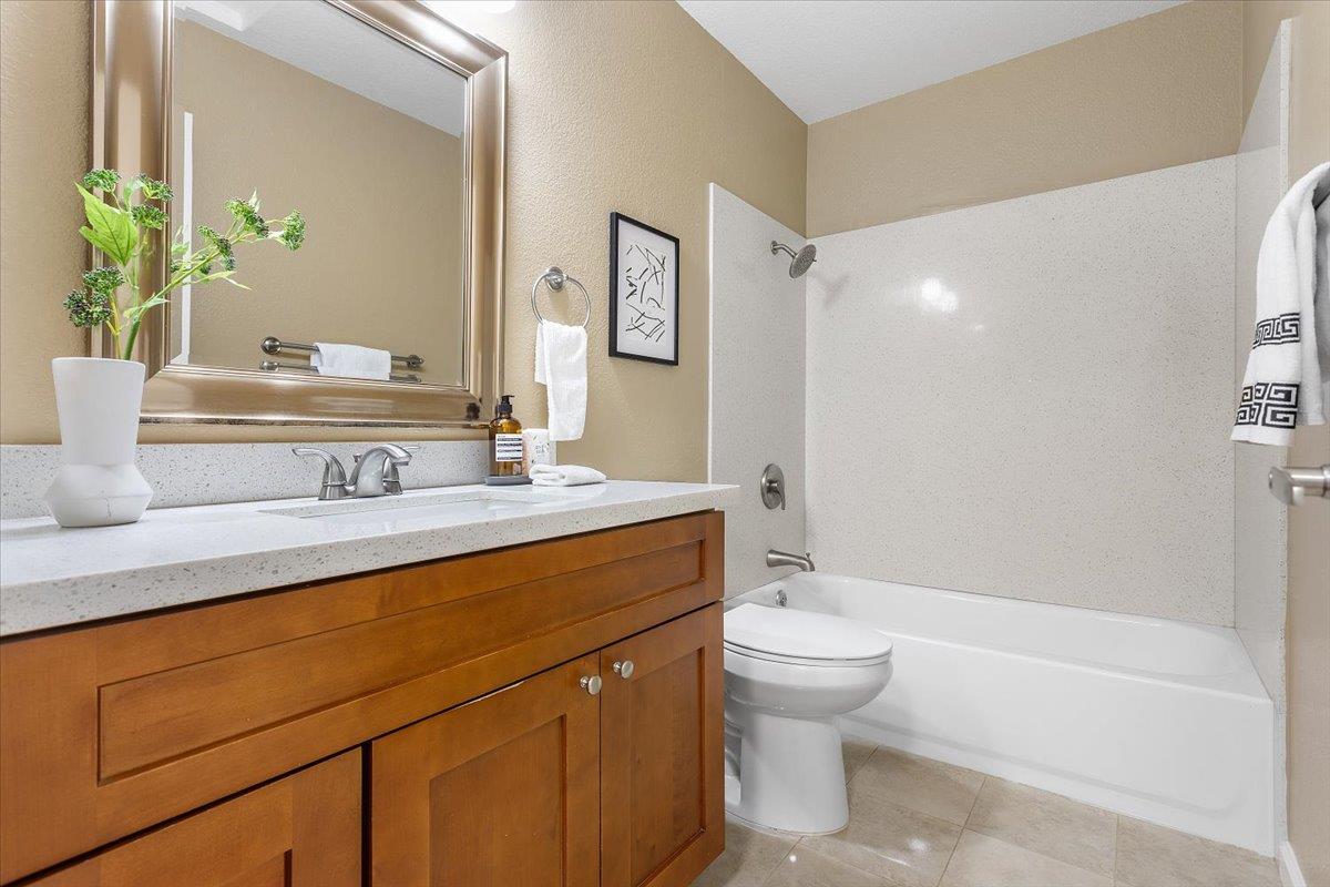 Detail Gallery Image 19 of 26 For 6893 Chantel Ct, San Jose,  CA 95129 - 2 Beds | 2/1 Baths
