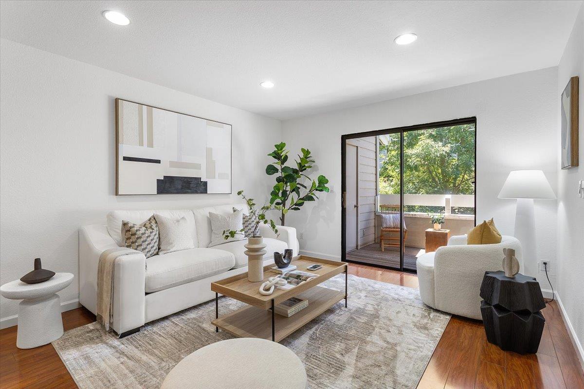 Detail Gallery Image 3 of 26 For 6893 Chantel Ct, San Jose,  CA 95129 - 2 Beds | 2/1 Baths