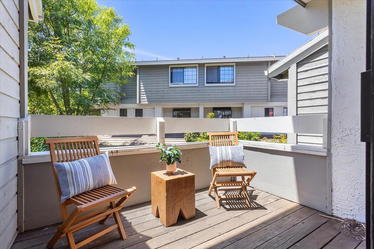 Detail Gallery Image 5 of 26 For 6893 Chantel Ct, San Jose,  CA 95129 - 2 Beds | 2/1 Baths