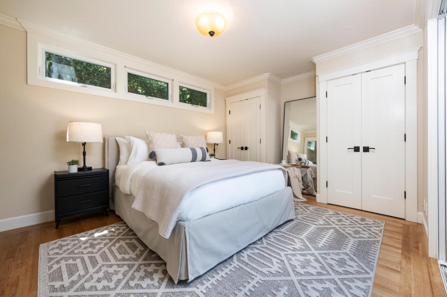 Detail Gallery Image 16 of 26 For 256 Portola Dr., San Mateo,  CA 94403 - 2 Beds | 2 Baths