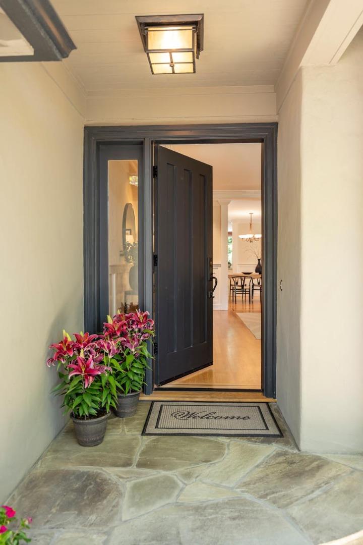 Detail Gallery Image 2 of 26 For 256 Portola Dr., San Mateo,  CA 94403 - 2 Beds | 2 Baths