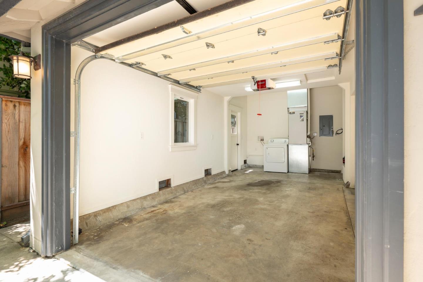 Detail Gallery Image 21 of 26 For 256 Portola Dr., San Mateo,  CA 94403 - 2 Beds | 2 Baths