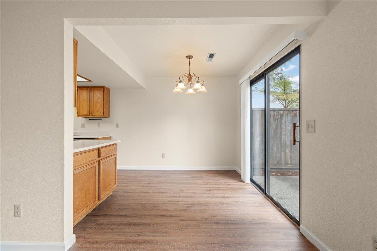 Detail Gallery Image 10 of 21 For 127 Terry Loop, Watsonville,  CA 95076 - 3 Beds | 2/1 Baths