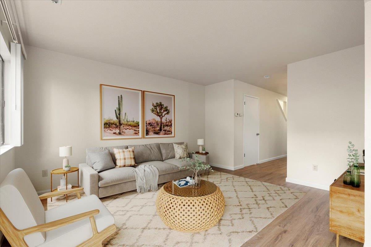 Detail Gallery Image 3 of 21 For 127 Terry Loop, Watsonville,  CA 95076 - 3 Beds | 2/1 Baths