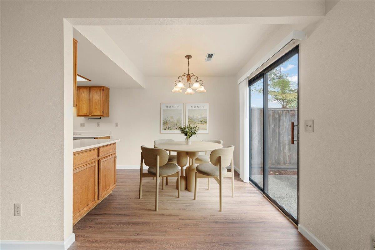 Detail Gallery Image 4 of 21 For 127 Terry Loop, Watsonville,  CA 95076 - 3 Beds | 2/1 Baths