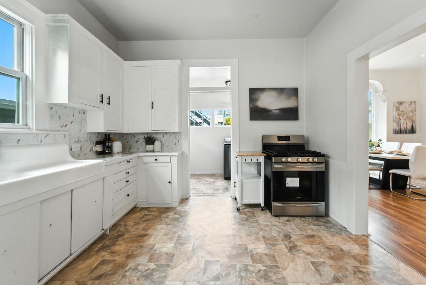 1549 5th Avenue, Oakland, California 94606, 4 Bedrooms Bedrooms, ,2 BathroomsBathrooms,Residential,For Sale,1549 5th Avenue,ML82015084