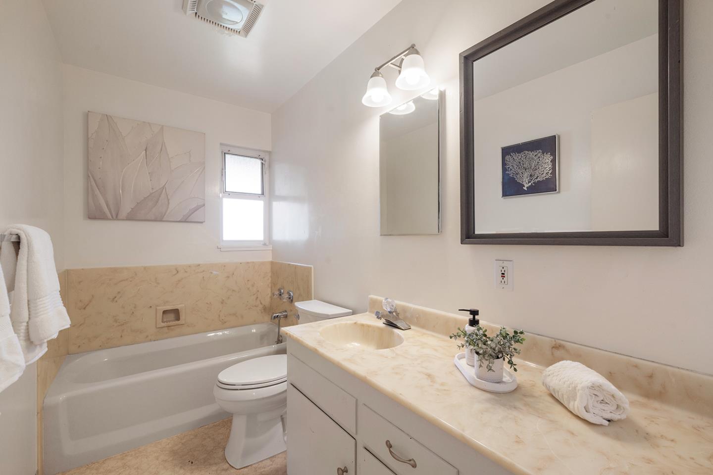 Detail Gallery Image 33 of 41 For 2225 Salisbury Way, San Mateo,  CA 94403 - 3 Beds | 2 Baths