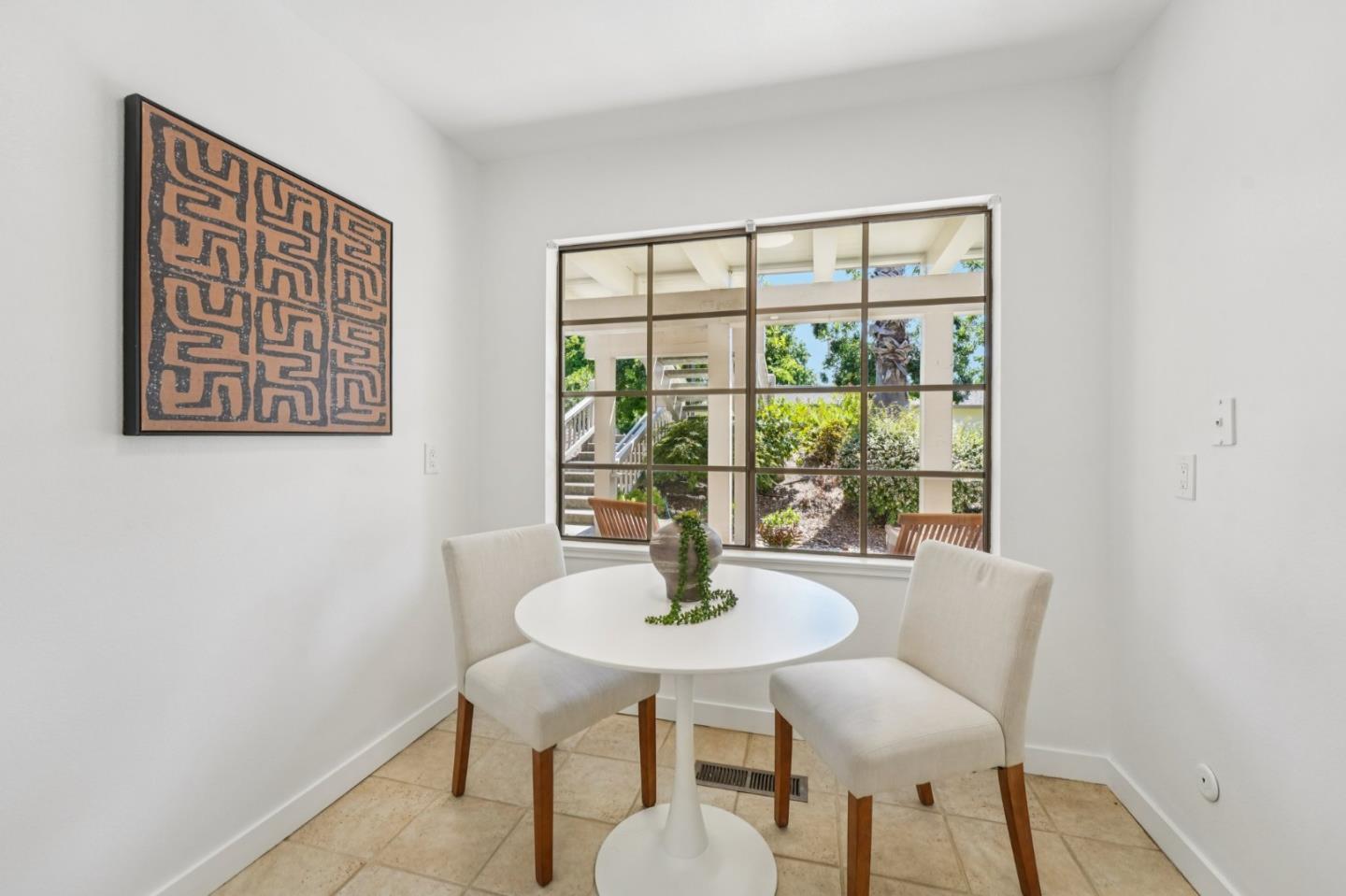 Detail Gallery Image 10 of 43 For 5286 Cribari Hts, San Jose,  CA 95135 - 2 Beds | 2 Baths