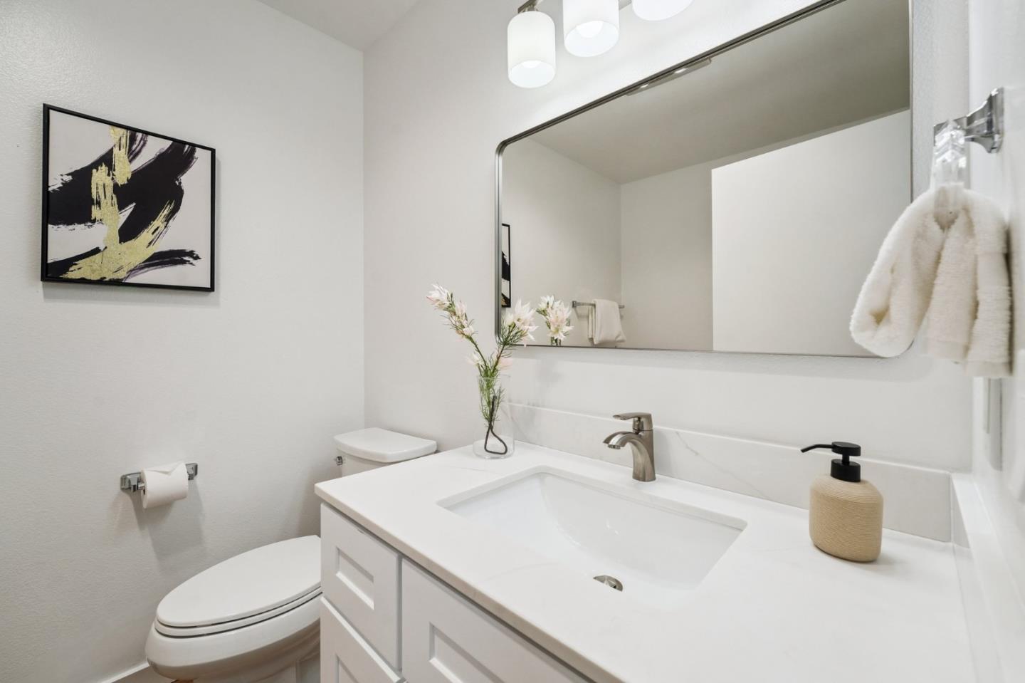 Detail Gallery Image 19 of 43 For 5286 Cribari Hts, San Jose,  CA 95135 - 2 Beds | 2 Baths