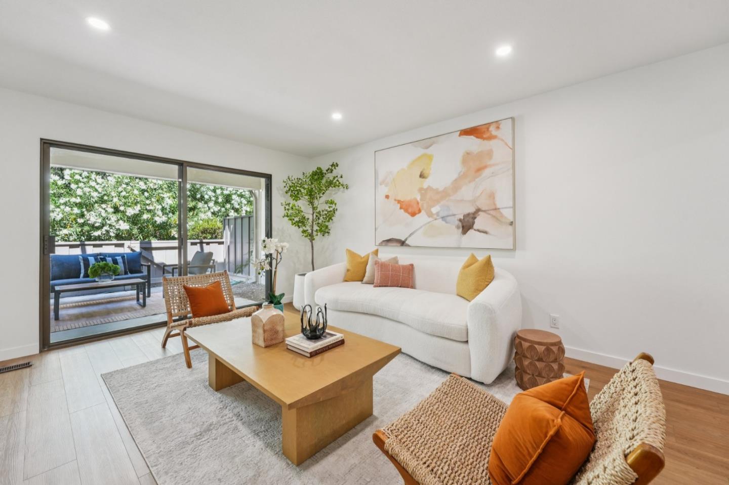 Detail Gallery Image 3 of 43 For 5286 Cribari Hts, San Jose,  CA 95135 - 2 Beds | 2 Baths