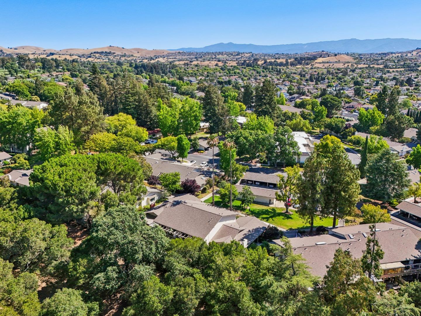 Detail Gallery Image 35 of 43 For 5286 Cribari Hts, San Jose,  CA 95135 - 2 Beds | 2 Baths