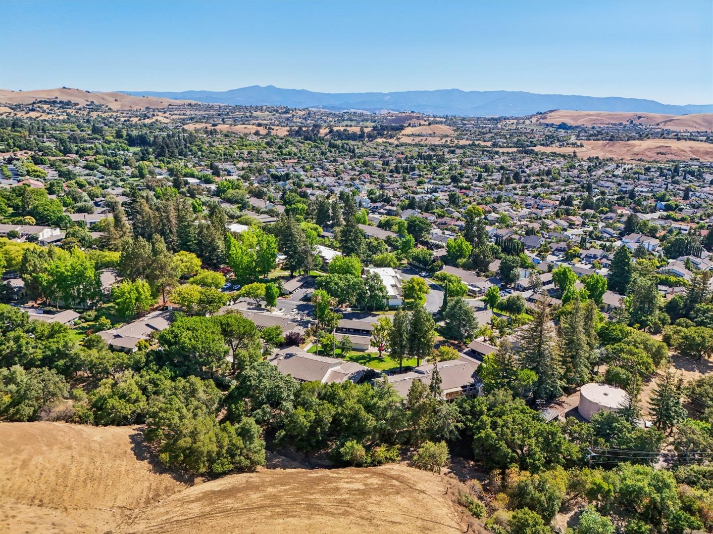 Detail Gallery Image 37 of 43 For 5286 Cribari Hts, San Jose,  CA 95135 - 2 Beds | 2 Baths