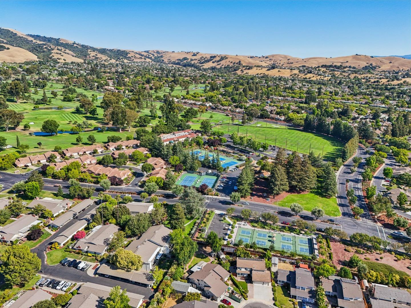 Detail Gallery Image 39 of 43 For 5286 Cribari Hts, San Jose,  CA 95135 - 2 Beds | 2 Baths