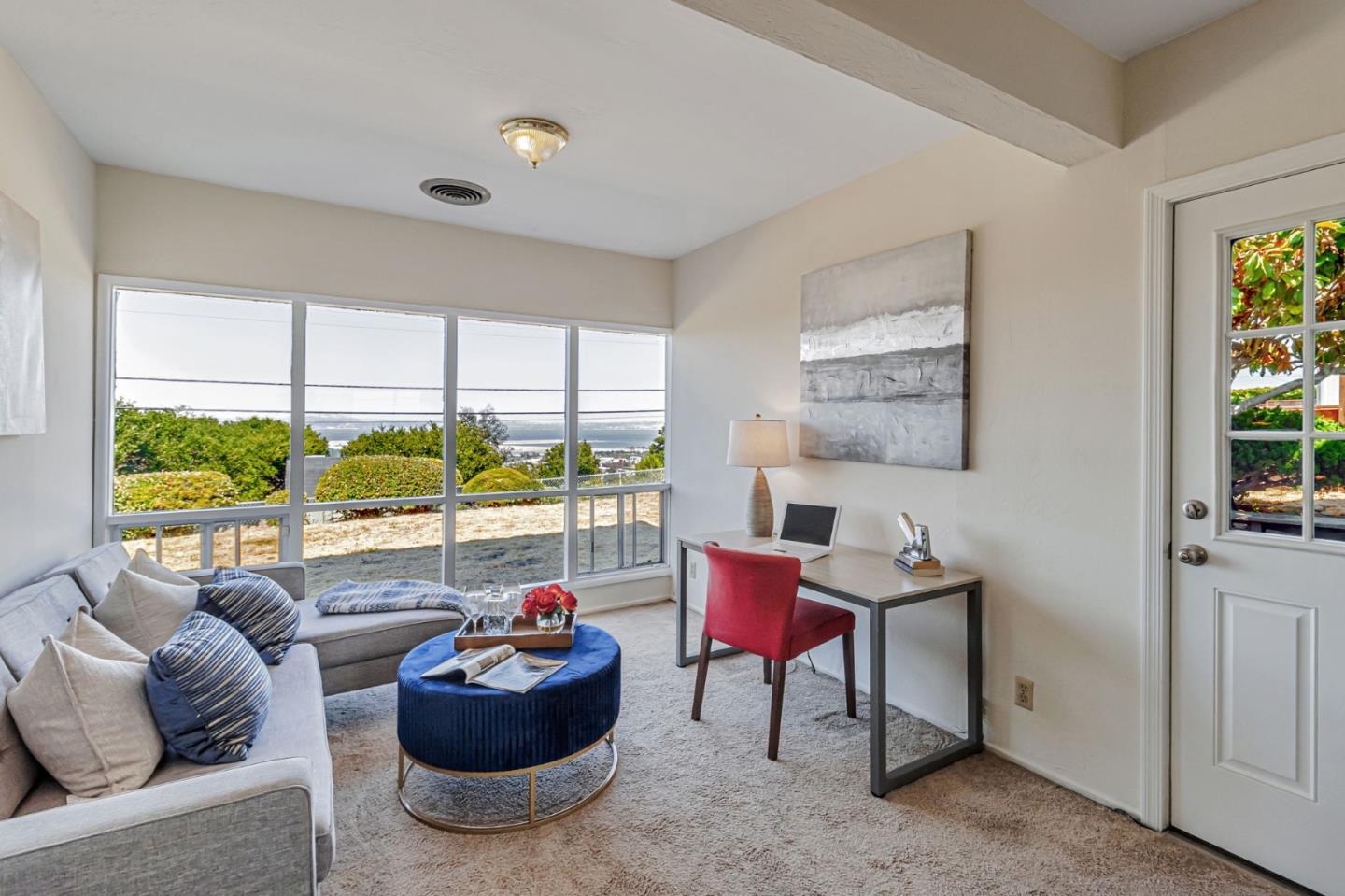 Detail Gallery Image 21 of 55 For 1030 Crestview Dr, Millbrae,  CA 94030 - 5 Beds | 3 Baths