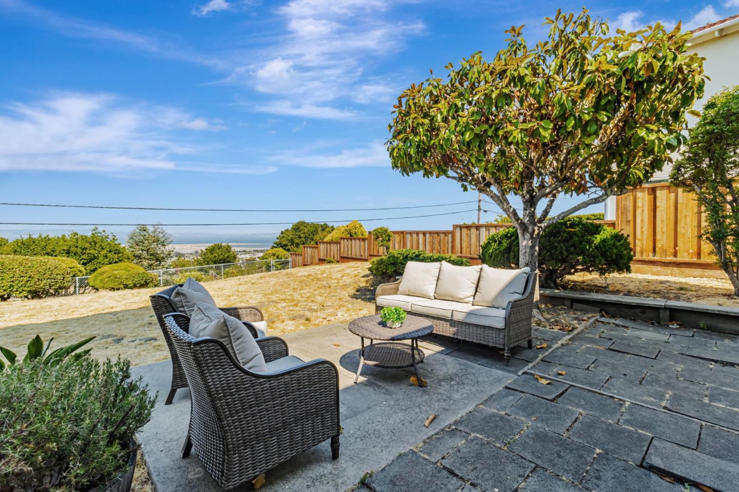 Detail Gallery Image 53 of 55 For 1030 Crestview Dr, Millbrae,  CA 94030 - 5 Beds | 3 Baths