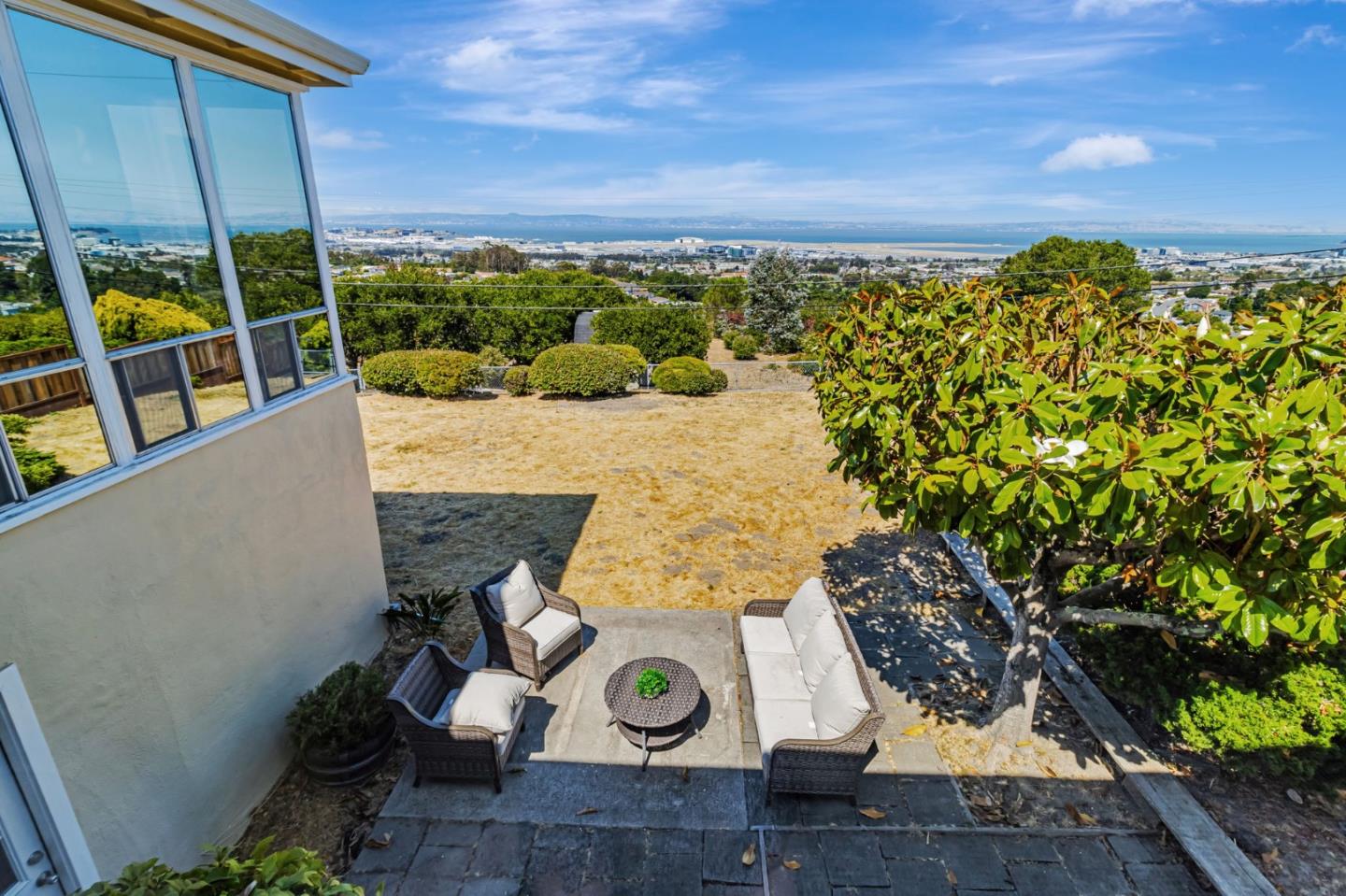 Detail Gallery Image 55 of 55 For 1030 Crestview Dr, Millbrae,  CA 94030 - 5 Beds | 3 Baths
