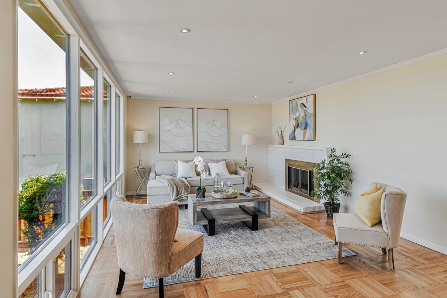 Detail Gallery Image 7 of 55 For 1030 Crestview Dr, Millbrae,  CA 94030 - 5 Beds | 3 Baths